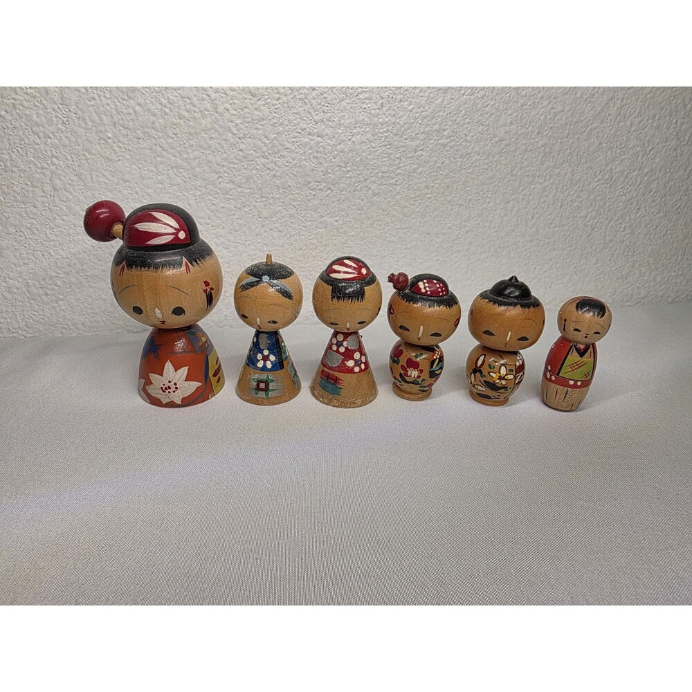 Vintage Japanese Kokeshi Doll Set, Hand Painted Wooden Kokeshi Figures Folk Art